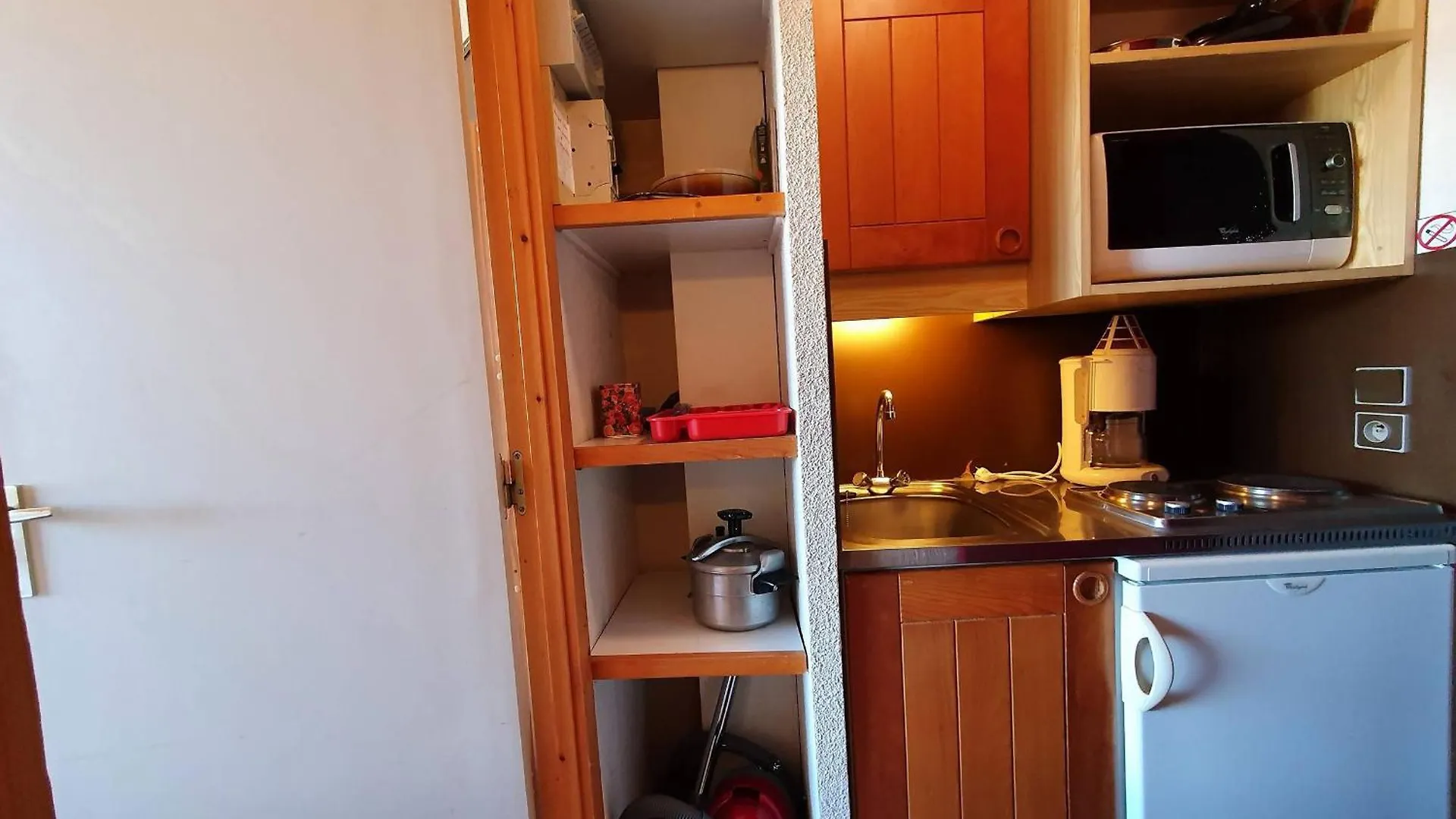 Confortable Studio 2 Pers. A 100M Des Pistes Avec Balcon Et Vue Mont-Blanc - Fr-1-353-22 La Plagne 0*,  France